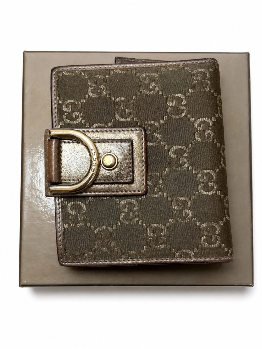 Vintage Gucci Abbey D-Ring Compact Wallet with Box